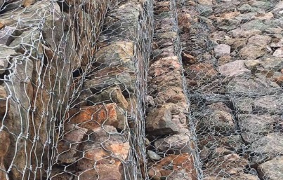 格宾石笼网可以装泥土吗？